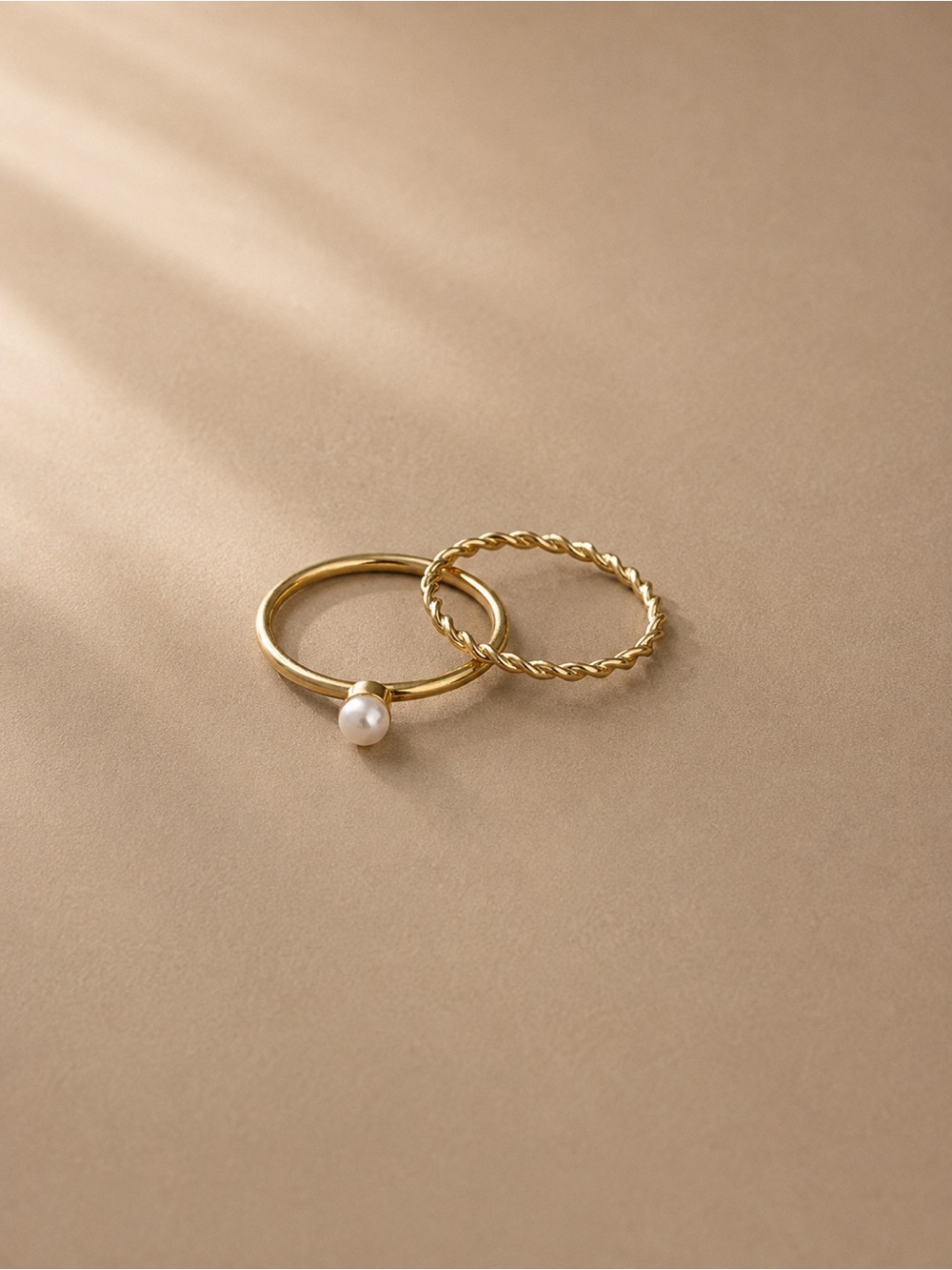 Lovisa Gold Plated Pearl & Twisted Ring Set